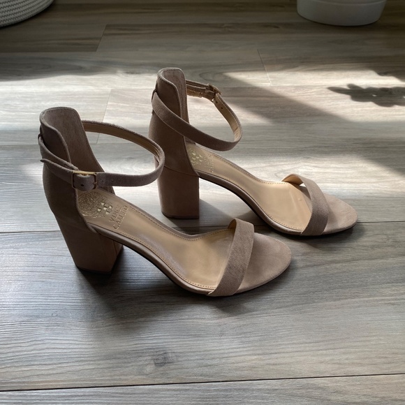 Beige Suede Block Heel Sandal 7.5 - Picture 3 of 12
